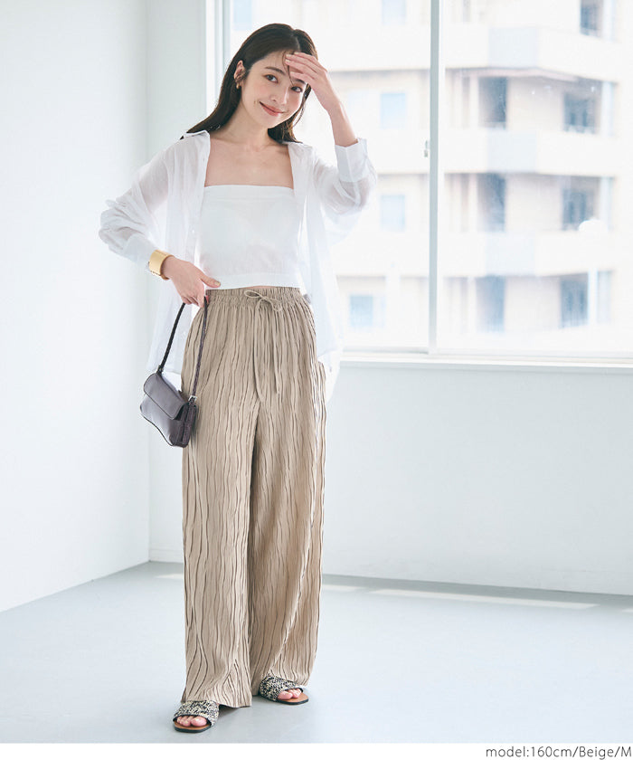 Pleated pants