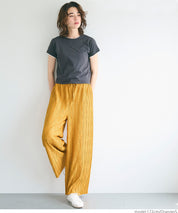 Pleated pants