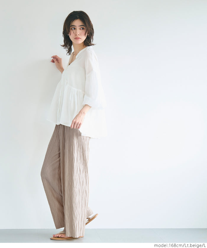 Pleated pants