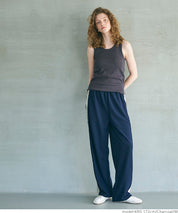 American style tank top with built in bra