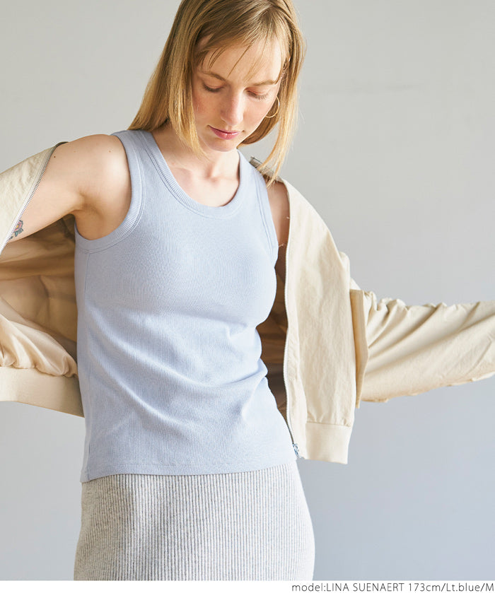 American style tank top with built in bra