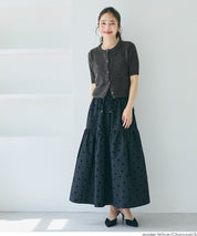 Temperamental and versatile gold-button short-sleeved knitted cardigan