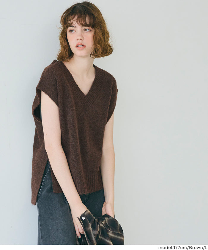 soft knitted V-neck vest