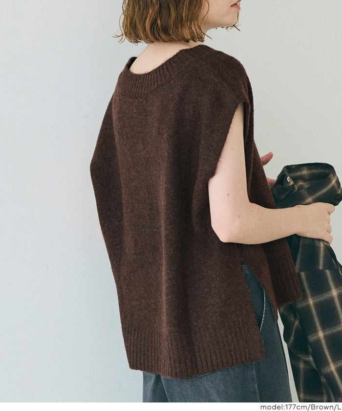soft knitted V-neck vest