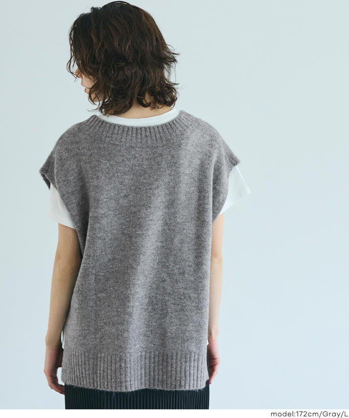 soft knitted V-neck vest