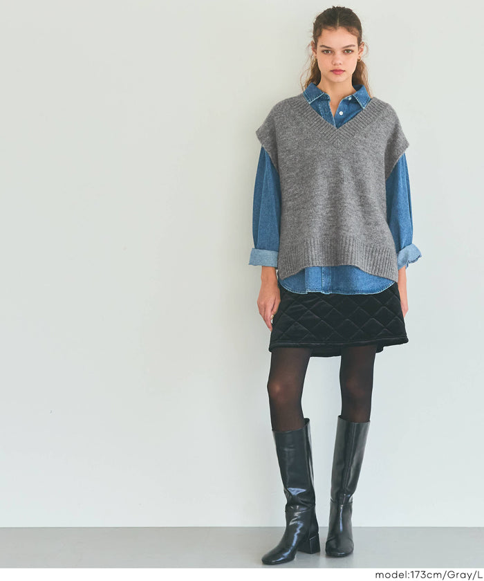 soft knitted V-neck vest