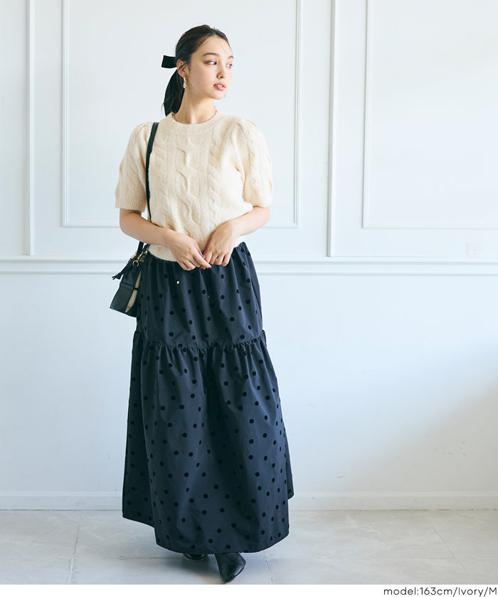 Temperamental and versatile short-sleeved cable knit sweater