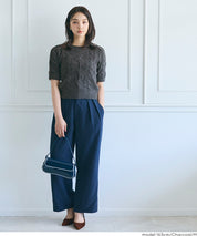 Temperamental and versatile short-sleeved cable knit sweater