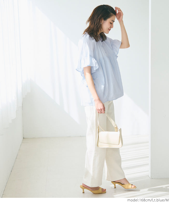 Airy cotton ruffled half-sleeve shirt