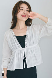 日系甜美條紋蕾絲綁帶泡泡袖開衫