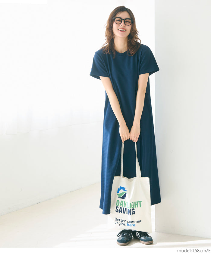 Various printed thin canvas bags