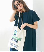 Various printed thin canvas bags