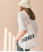 Various printed thin canvas bags