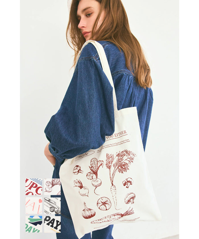 Various printed thin canvas bags