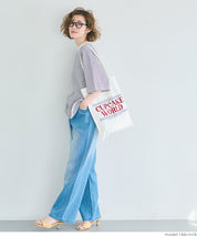 Various printed thin canvas bags