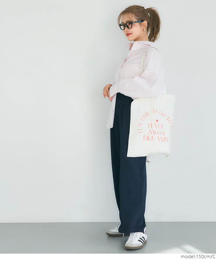 Various printed thin canvas bags