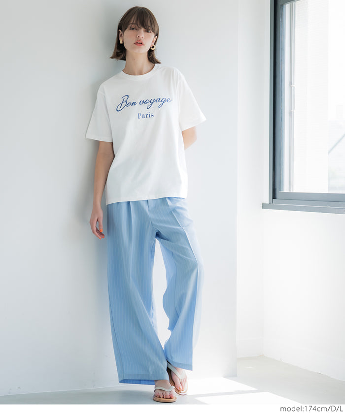 Slim-fit short-sleeved T-shirt with English logo