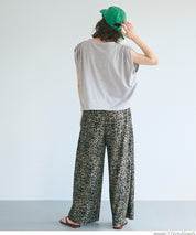 Cotton pleated sleeveless tank top