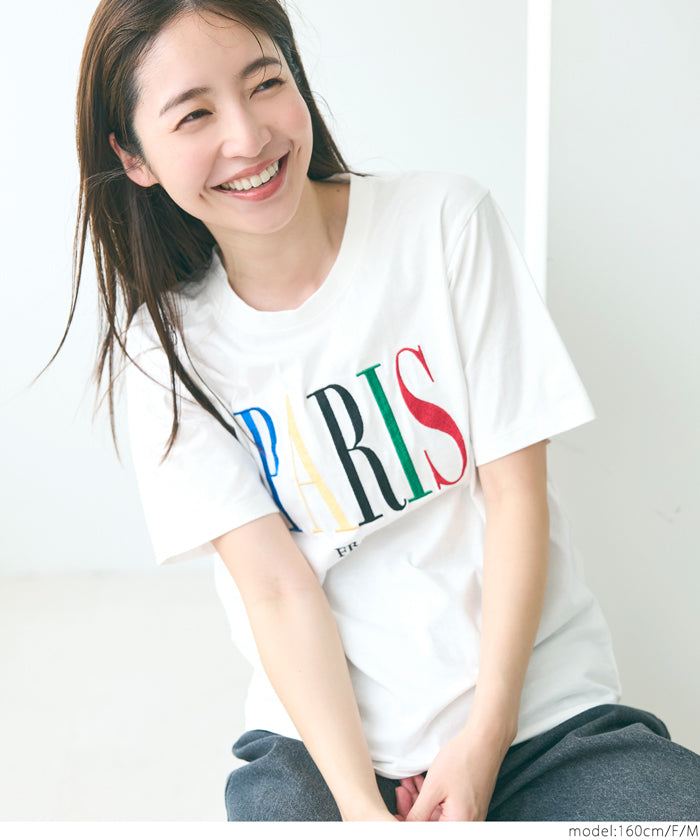 A variety of LOGO regular-fit short-sleeved T-shirts for parents and children