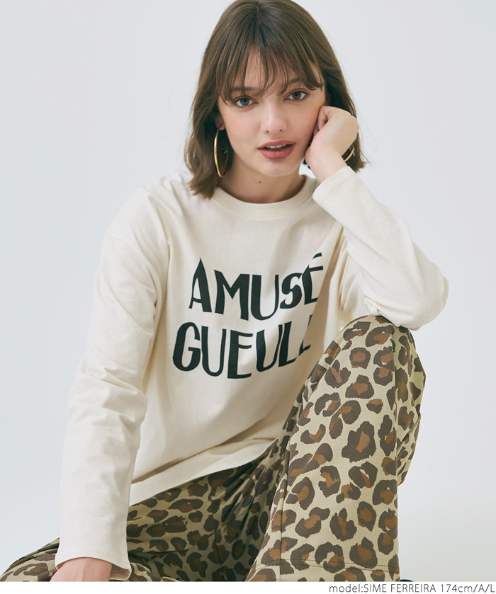 Tail cut assorted logo long sleeve top