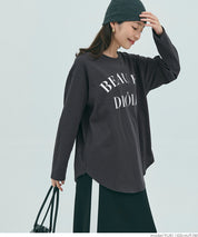 Tail cut assorted logo long sleeve top