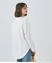 Tail cut assorted logo long sleeve top
