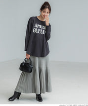 Tail cut assorted logo long sleeve top