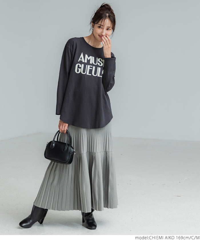 Tail cut assorted logo long sleeve top