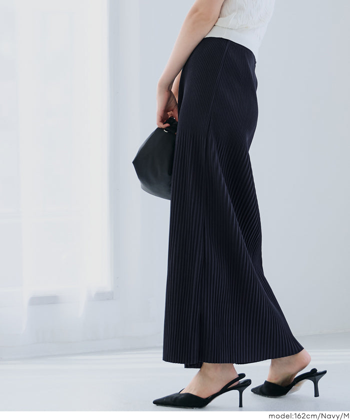 Self-cut random rib pleated skirt