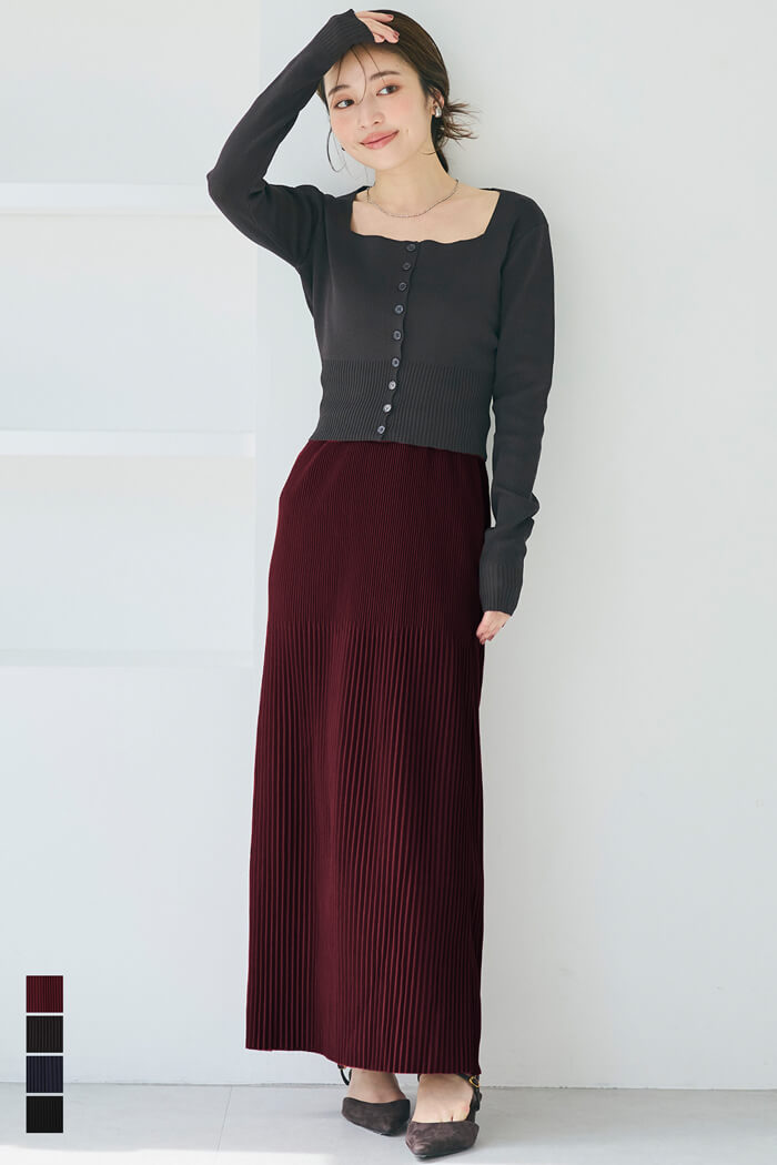 Self-cut random rib pleated skirt