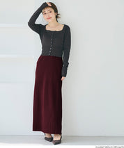 Self-cut random rib pleated skirt
