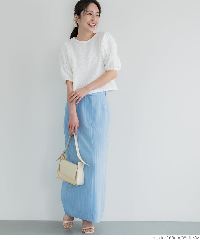 Textured puff-sleeve top