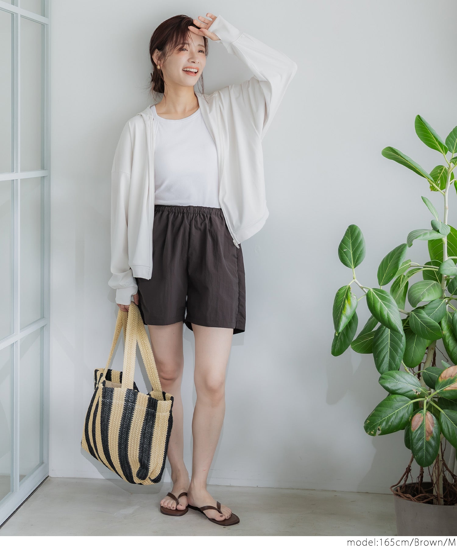 Water-repellent nylon sports shorts