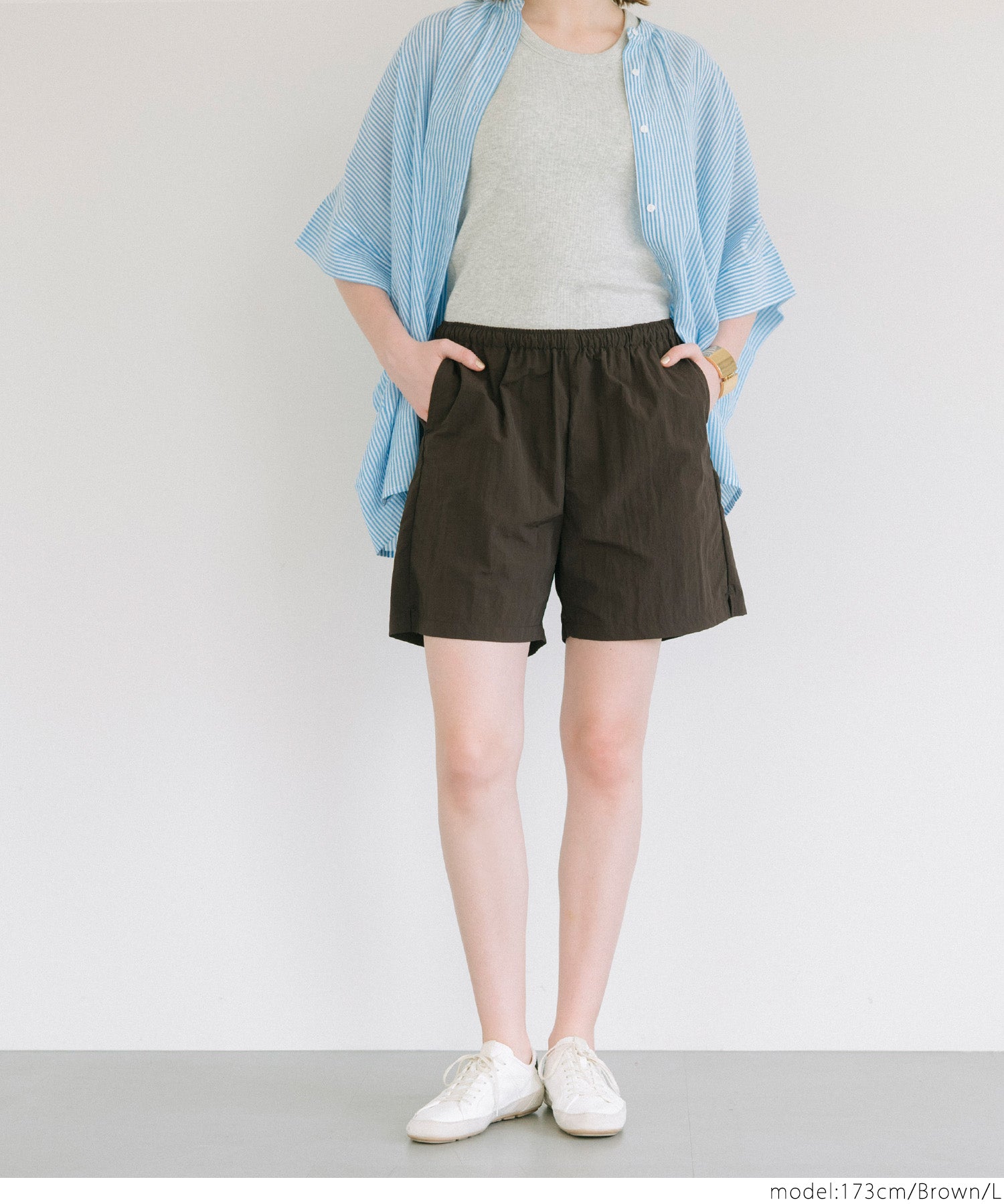 Water-repellent nylon sports shorts