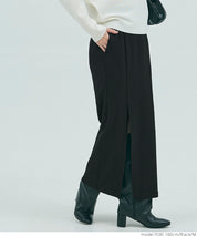 Front slit I-line skirt