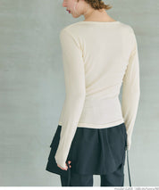 U-neck long sleeve ribbed T-shirt