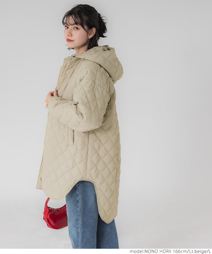 Hooded quilted coat