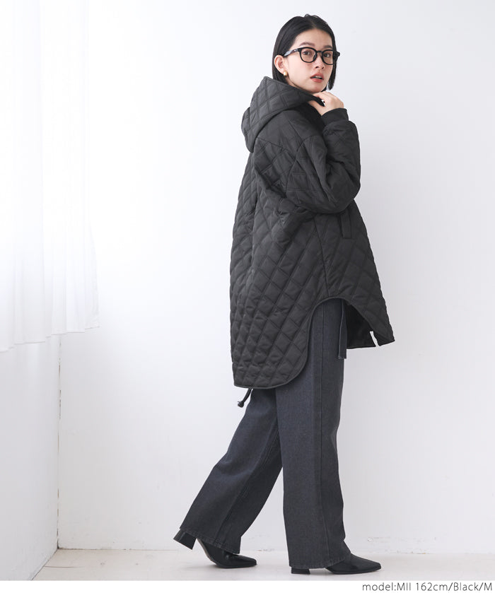 Hooded quilted coat
