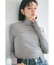 Turtleneck ribbed top