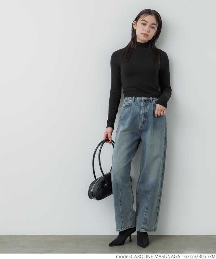 Turtleneck ribbed top