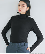 Turtleneck ribbed top