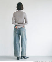 Turtleneck ribbed top