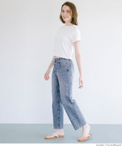 Ultra-lightweight summer basic straight jeans