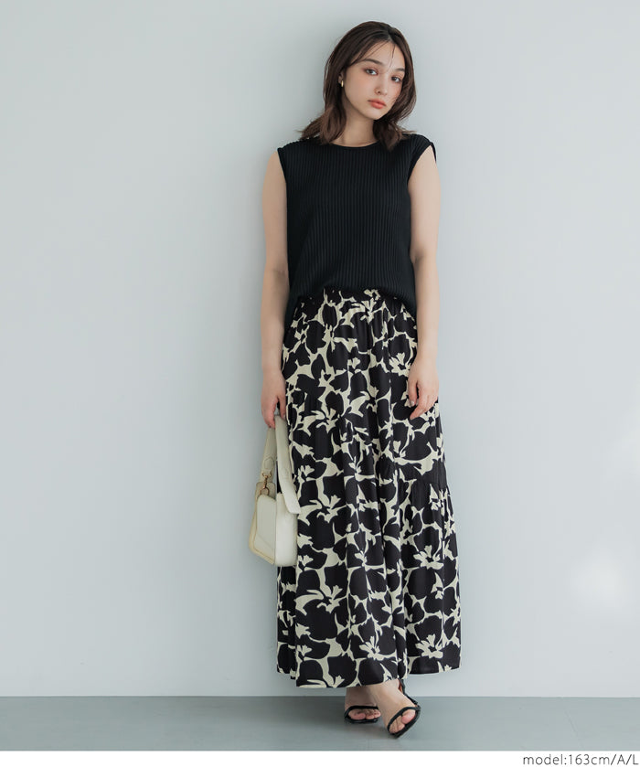 Black and white printed high waist A-line skirt
