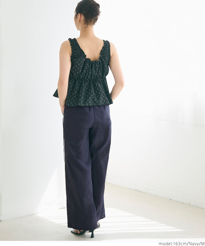 Sporty nylon wide pants