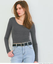 Threaded U-neck thin long-sleeved top