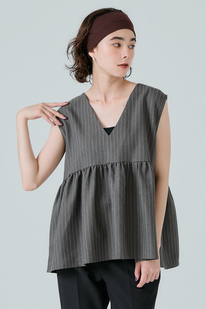 細直條紋V領娃娃背心