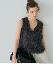 Luxurious fleece V-neck vest