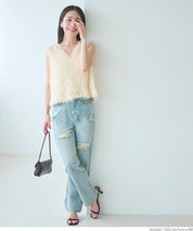 Luxurious fleece V-neck vest