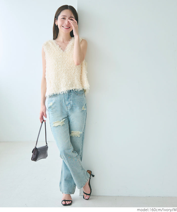 Luxurious fleece V-neck vest